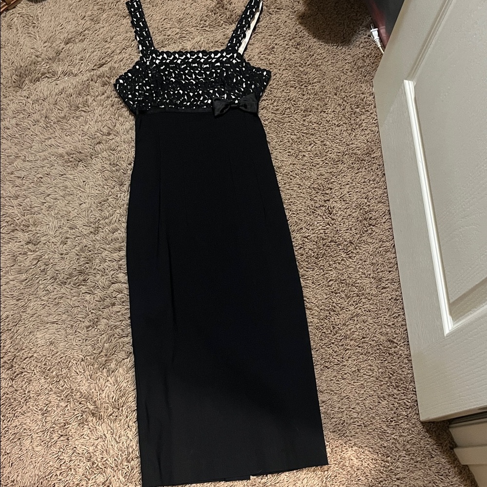 Bettie Page Black And White Midi Dress
